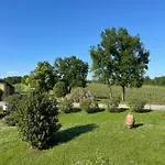Pais - Relax In Jacuzzi Tra I Vigneti Appartamento
